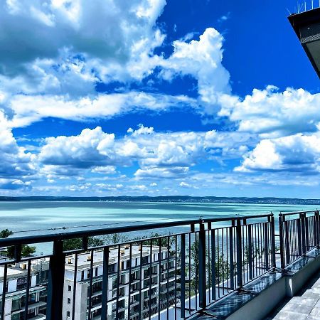Ellby Apartman - Penthouse - Hostaid Siofok Luaran gambar