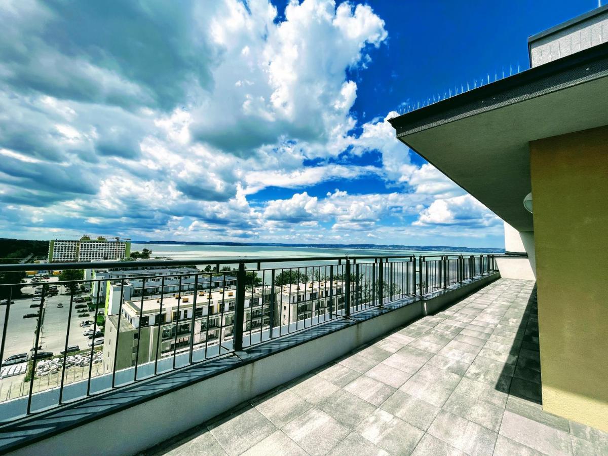 Ellby Apartman - Penthouse - Hostaid Siofok Luaran gambar